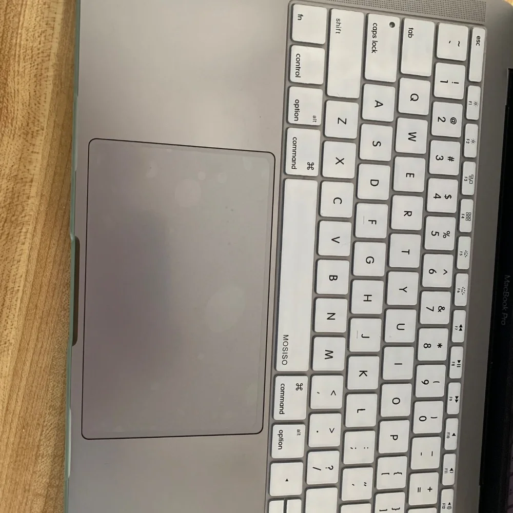 Apple Computer - Picture 3 of 6